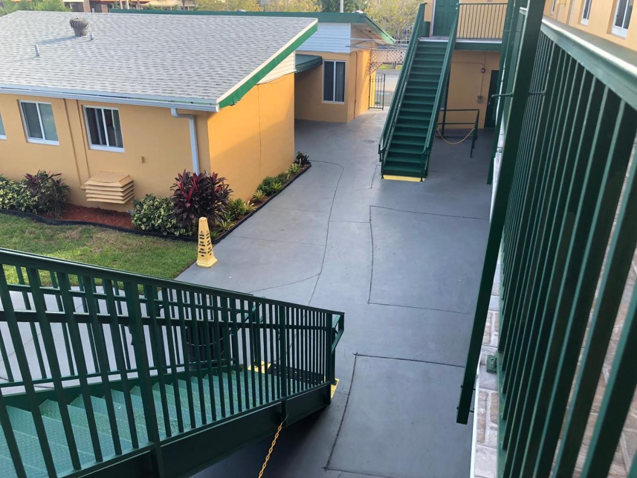 Bali Hai Motel Fort Lauderdale Exterior photo
